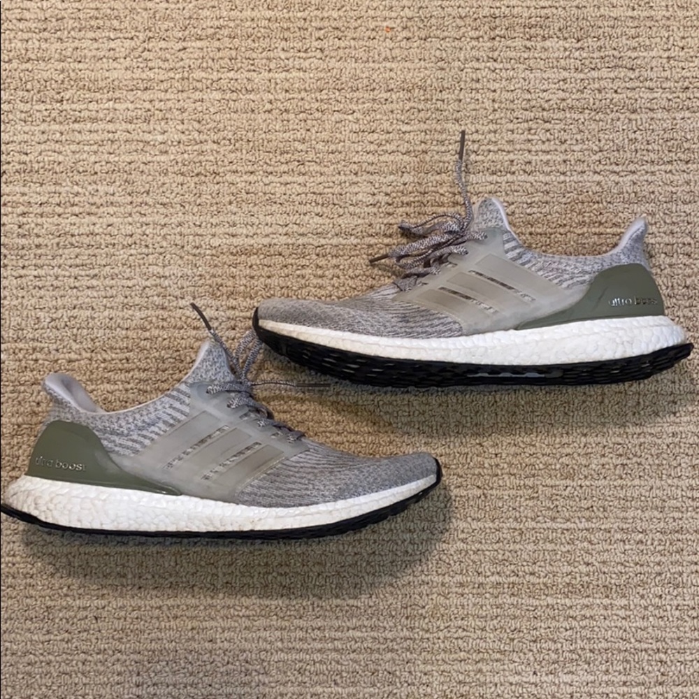 adidas UltraBOOST 4.0